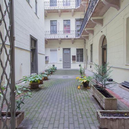 Weiner Cozy Apartment Budapeste Exterior foto